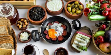 5 bí quyết ăn uống để đẹp từ trong ra ngoài theo phong cách Địa Trung Hải