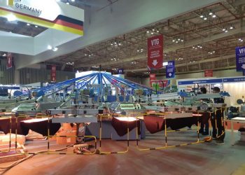 Khai mạc Triển lãm Quốc tế về máy móc thiết bị công nghiệp và nguyên phụ liệu ngành Dệt may