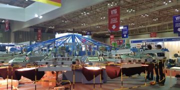 Khai mạc Triển lãm Quốc tế về máy móc thiết bị công nghiệp và nguyên phụ liệu ngành Dệt may