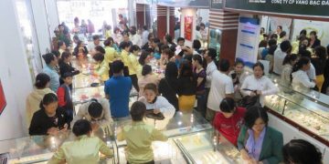 Giá vàng tăng dựng đứng, chính thức vượt mốc 40 triệu đồng/lượng