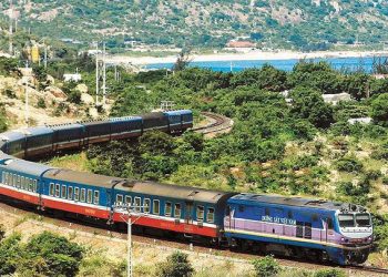 Tìm phương án đầu tư đường sắt cao tốc Bắc-Nam