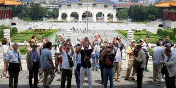 Khách Việt Nam đi Đài Loan tăng mạnh