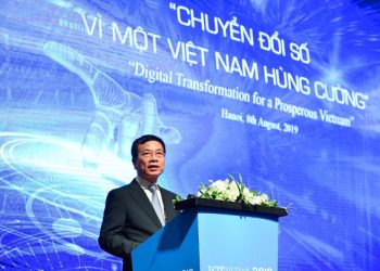 Bộ trưởng Nguyễn Mạnh Hùng: Các doanh nghiệp đã được đất nước nuôi dưỡng nhiều năm nay, giờ là lúc cần đến để làm những điều lớn lao!
