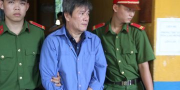 “Lơ lửng” đất vàng quận 1, ngân hàng tranh giành 23 sổ đỏ