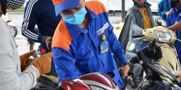 Mở cửa thị trường xăng dầu đến đâu?