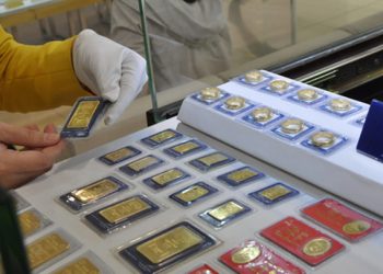 “Chóng mặt” với giá vàng