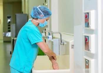 Bệnh viện FV chủ động, sẵn sàng và quyết tâm sát cánh cùng Chính phủ, Bộ Y Tế và toàn dân trong cuộc chiến chống đại dịch SARS-COV-2