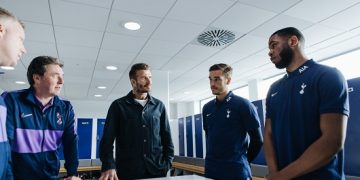 DAVID BECKHAM VÀ TOTTENHAM HOTSPUR LẦN ĐẦU XUẤT HIỆN TRONG LOẠT PHIM NGẮN CỦA TẬP ĐOÀN AIA