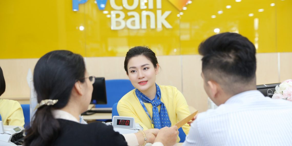 NGÂN HÀNG SONG HÀNH CÙNG DOANH NGHIỆP NHỎ THÁO GỠ KHÓ KHĂN