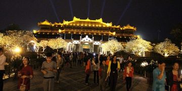 Thí điểm kéo dài thời gian tổ chức hoạt động dịch vụ ban đêm đến 6 giờ sáng