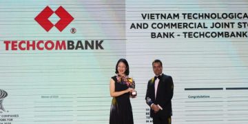 HR ASIA AWARD VINH DANH TECHCOMBANK: “NƠI LÀM VIỆC TỐT NHẤT CHÂU Á”