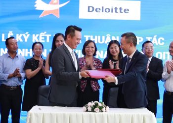 HỘI DOANH NHÂN TRẺ VIỆT NAM VÀ DELOITTE VIỆT NAM TỔ CHỨC TỌA ĐÀM  “CÁCH THỨC ĐỂ DOANH NGHIỆP HƯNG THỊNH TRONG TRẠNG THÁI BÌNH THƯỜNG MỚI”