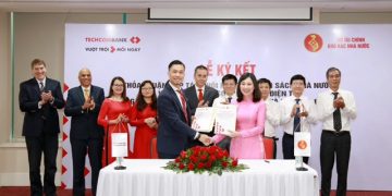 KHO BẠC NHÀ NƯỚC KÝ THỎA THUẬN VỚI TECHCOMBANK VỀ PHỐI HỢP THU NGÂN SÁCH VÀ THANH TOÁN SONG PHƯƠNG ĐIỆN TỬ