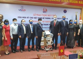 Hoa Kỳ tặng 100 máy thở hiện đại giúp Việt Nam phòng chống dịch Covid-19