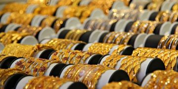 Giá vàng hôm nay ngày 24/9: Phá vỡ mức 1.900 USD, thời cơ tốt để gom vàng?