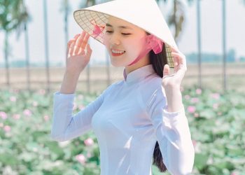 Đồng hương H’Hen Niê thi Hoa hậu Việt Nam, da trắng dáng xinh không kém Ngọc Trinh