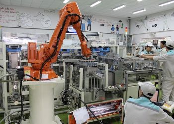 Tạo tổ hợp sản xuất giúp doanh nghiệp có tiền để đầu tư công nghệ