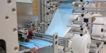 Xuất khẩu khẩu trang y tế tăng trở lại