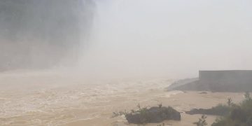 Bão số 7 đang mạnh dần lên