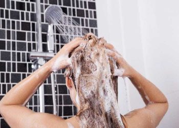 Tắm sáng có tốt không và ai nên tắm sáng?