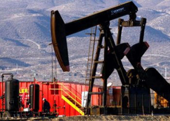 “Vàng đen” xuống mức thấp nhất trong 5 tháng