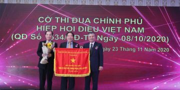 VINACAS KỶ NIỆM 30 NĂM VÀ NHẬN CỜ THI ĐUA CỦA CHÍNH PHỦ