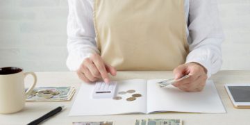 Tiết kiệm bộn tiền nhờ học cách tiêu dùng thông thái của bà nội trợ Nhật