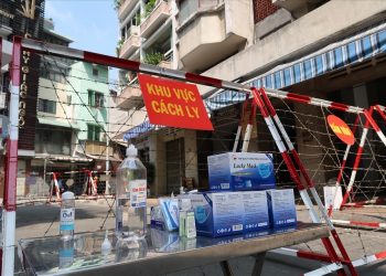 Đã tìm thấy người đi cùng bệnh nhân Covid-19 thứ 1440 ở quận 9, phong tỏa một nhà xưởng