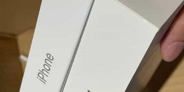 Sau Apple, Xiaomi là cái tên tiếp theo loại bỏ củ sạc