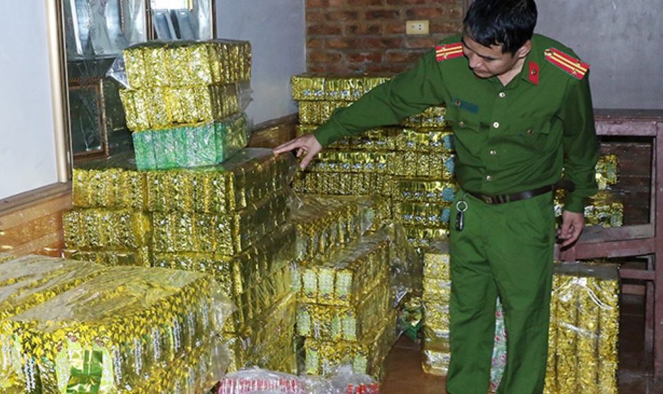 Phát hiện cơ sở làm giả trà xanh Tân Cương-Thái Nguyên ở Hà Tĩnh