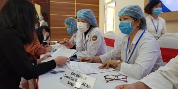 Những người đầu tiên đăng ký tiêm thử nghiệm vaccine COVID-19 “made in Vietnam”