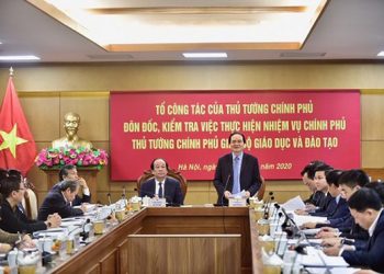Bộ GD-ĐT cần quan tâm đến sách giáo khoa