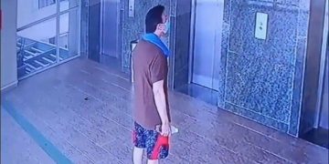 Khoảnh khắc cuối cùng của nghệ sĩ Chí Tài tại chung cư khiến bao người xót xa