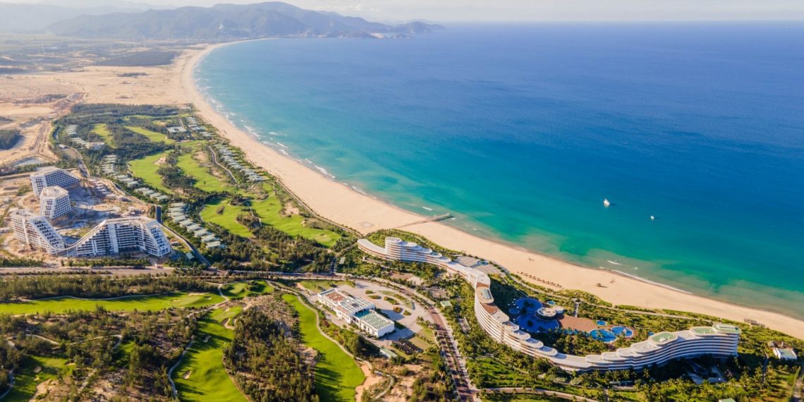 FLC BÁO LÃI QUÝ 4 HƠN 2.500 TỶ, LỢI NHUẬN NĂM VƯỢT XA KẾ HOẠCH