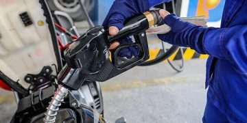 Không tăng giá xăng, dầu