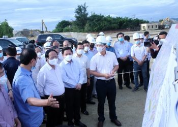 Phó Thủ tướng Lê Văn Thành kiểm tra thực địa một số dự án cao tốc Bắc – Nam 09:30, 30/06/2021