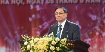 Thủ tướng Phạm Minh Chính: Trân trọng mọi đóng góp, huy động mọi nguồn lực để sớm có vaccine cho nhân dân