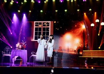 ‘Mẹ là Tình Yêu – Cảm ơn những đóa hồng’: Đong đầy xúc cảm và yêu thương