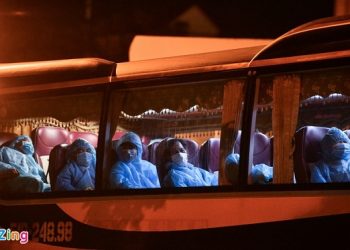 TP.HCM huy động toàn bộ xe cứu thương chở F0 nhập viện