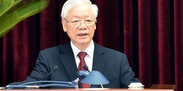 Trung ương xem xét, quyết định về nhân sự các chức danh lãnh đạo