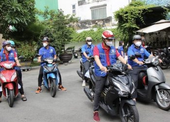 TP.HCM ra mắt đội shipper tình nguyện