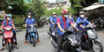 TP.HCM ra mắt đội shipper tình nguyện