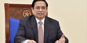 Thủ tướng Phạm Minh Chính điện đàm với tổng giám đốc AstraZeneca