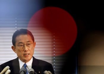 Người từng ba lần trượt đại học sẽ trở thành thủ tướng Nhật Bản