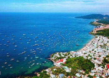 Thủ tướng đồng ý thí điểm đón khách du lịch quốc tế đến Phú Quốc