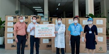 Tập đoàn Hưng Thịnh hỗ trợ trang thiết bị y tế với kinh phí gần 2 tỷ đồng cho bệnh viện nhân dân 115 và Gia Định
