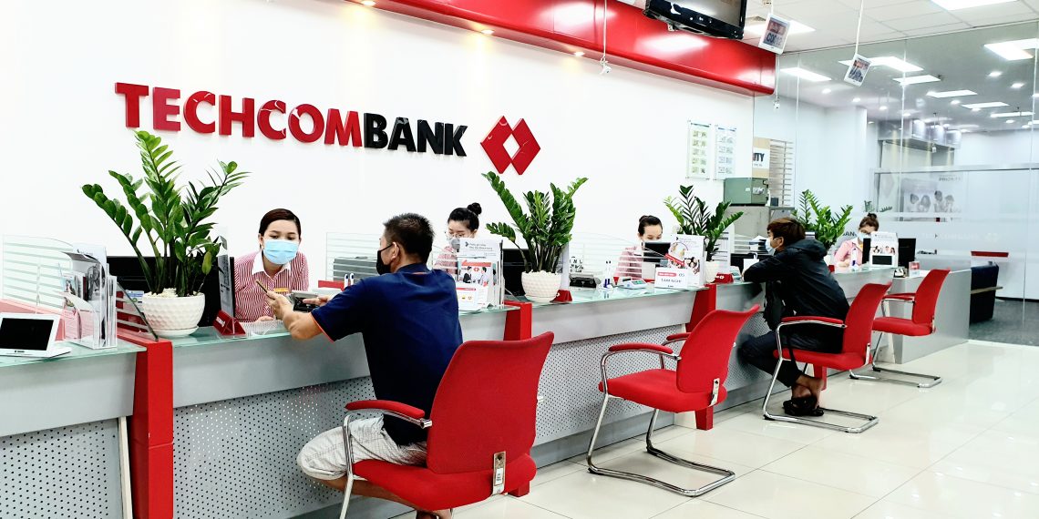 GIAN LẬN ĐIỆN TỬ VÀ GIAO DỊCH THẺ TĂNG NHANH: KHUYẾN NGHỊ PHÒNG TRÁNH