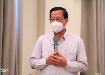 Chủ tịch TP.HCM: Cần xem xét cho phép quán ăn phục vụ tại chỗ