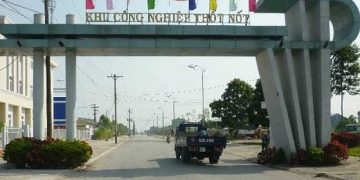 Phong tỏa nhà máy chế biến thủy sản có 27 F0