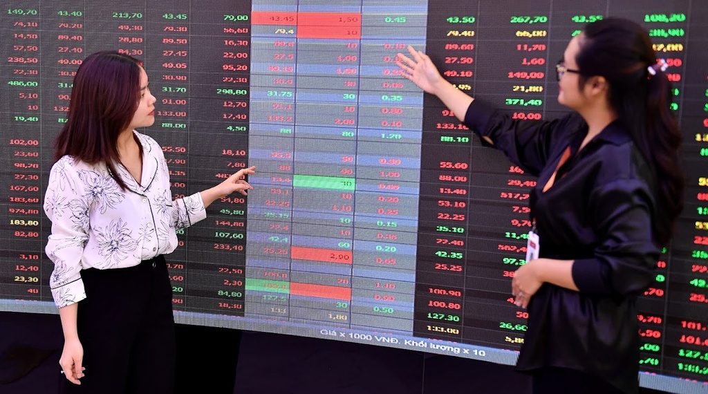 TÀI CHÍNH – CHỨNG KHOÁN Hàng loạt công ty chứng khoán lãi nghìn tỷ đồng